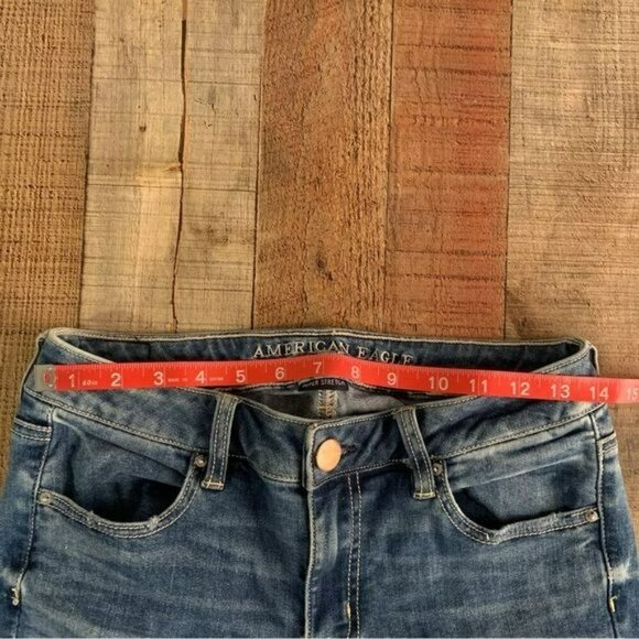 American Eagle Jegging Ankle super stretch  distressed jeans size 6 - Picture 2 of 9